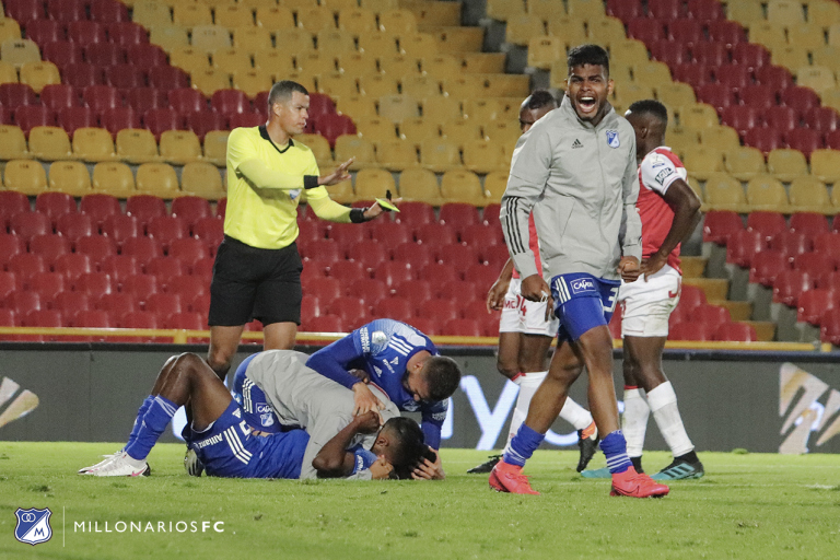 VICTORIA DE LOS AZULES EN EL CLÁSICO CAPITALINO - Millonarios