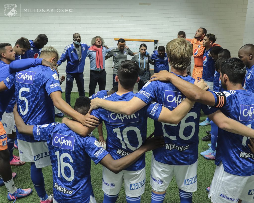 POSTALES DEL EMPATE CONTRA NACIONAL EN EL ATANASIO GIRARDOT ...