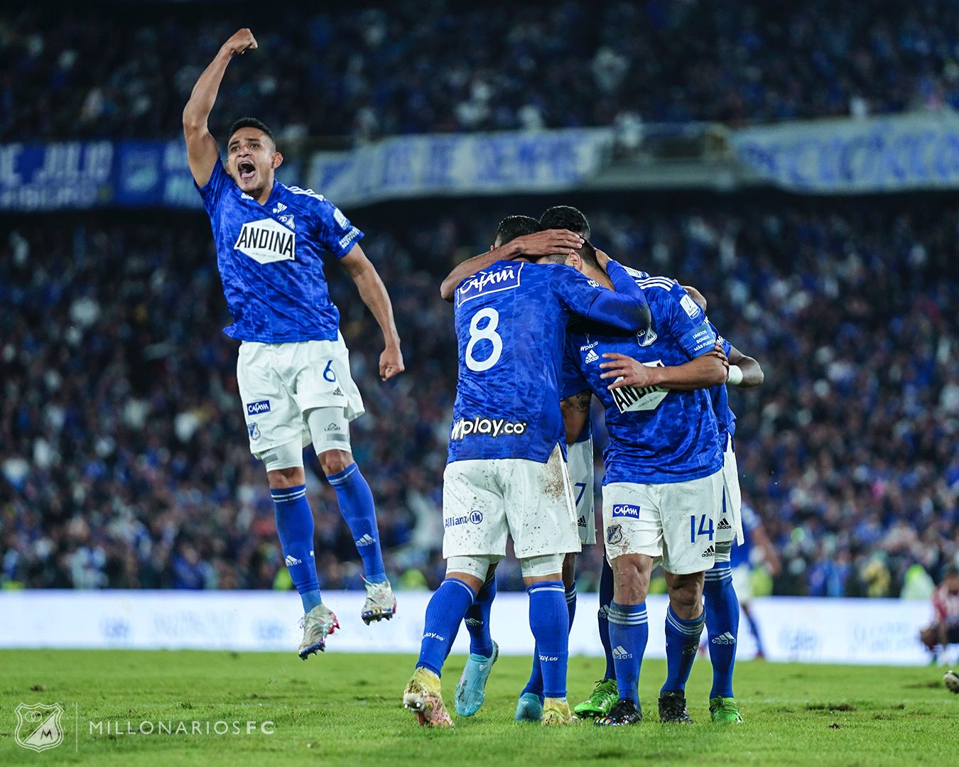 ¡NOCHE AZUL EN EL CAMPÍN, SELLADA CON VICTORIA! - Millonarios FC